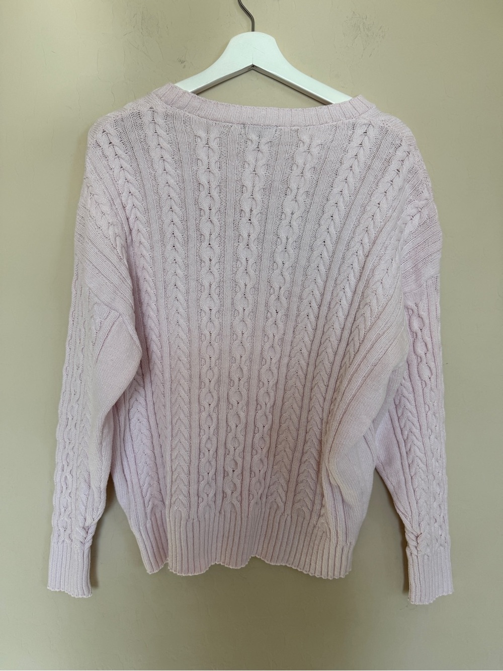 Wild Fable Women’s Pink Cable-Knit Sweater Flag Design Motif Large - Picture 2 of 8